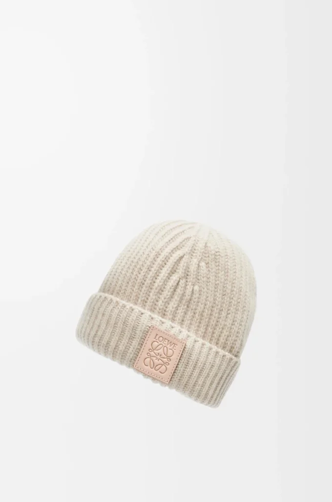 Mössa i kashmir, ljusbeige Mössa i kashmir, ljusbeige