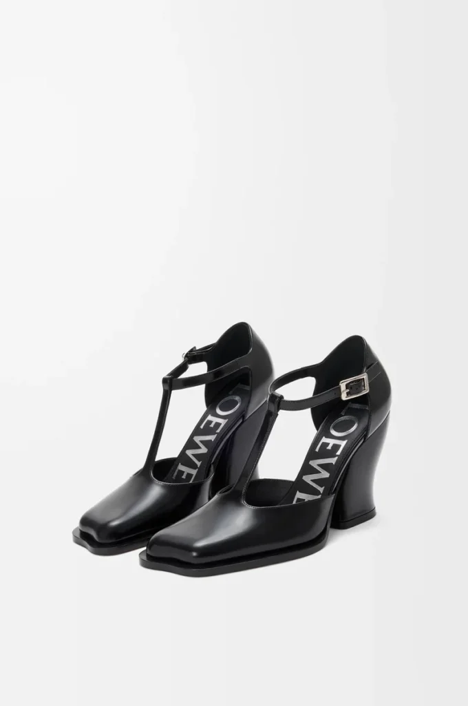 Onda T-bar-pumps i borstat kalvskinn Svart Onda T-bar-pumps i borstat kalvskinn Svart