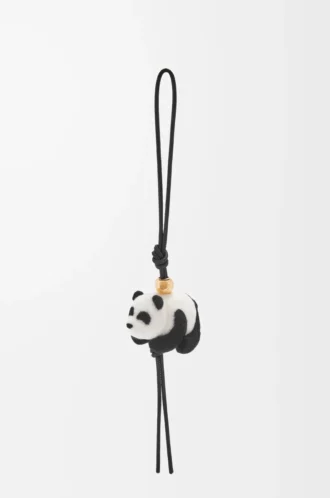 Panda-berlock i filt och kalvskinn Svart/Vit Panda-berlock i filt och kalvskinn Svart/Vit