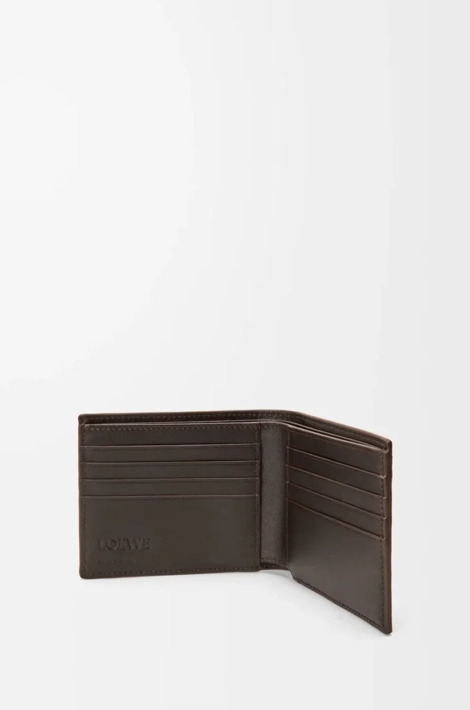 Panta bifold plånbok i glänsande kalvskinn Vintage Brown Panta bifold plånbok i glänsande kalvskinn Vintage Brown