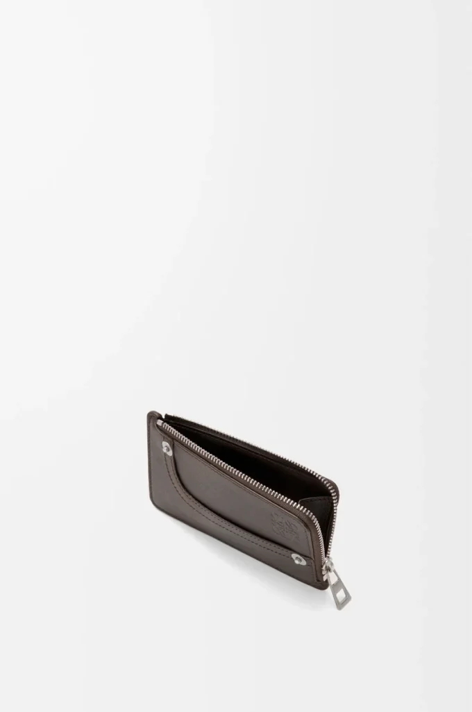 Panta myntkortshållare i glänsande kalvskinn Vintage Brown Panta myntkortshållare i glänsande kalvskinn Vintage Brown