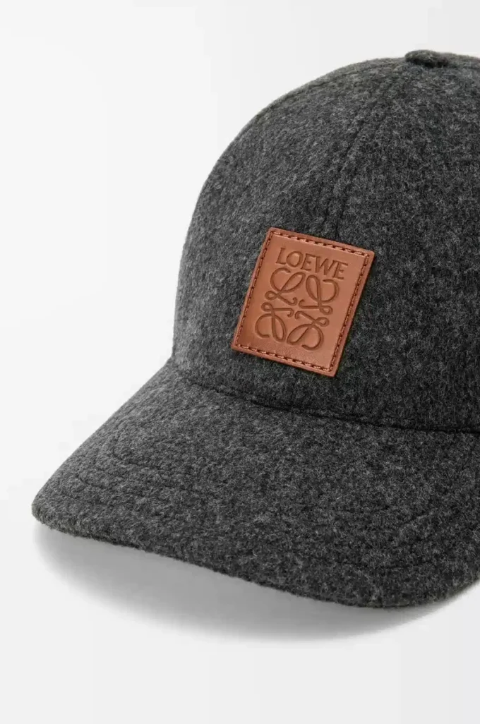Patch-keps i ull Grå