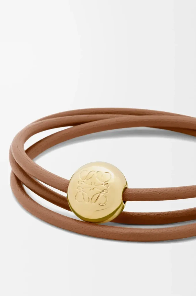 Pebble-armband i kalvskinn Warm Desert Pebble-armband i kalvskinn Warm Desert