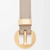 Pebble-bälte i slätt kalvskinn Sand/Guld Pebble-bälte i slätt kalvskinn Sand/Guld