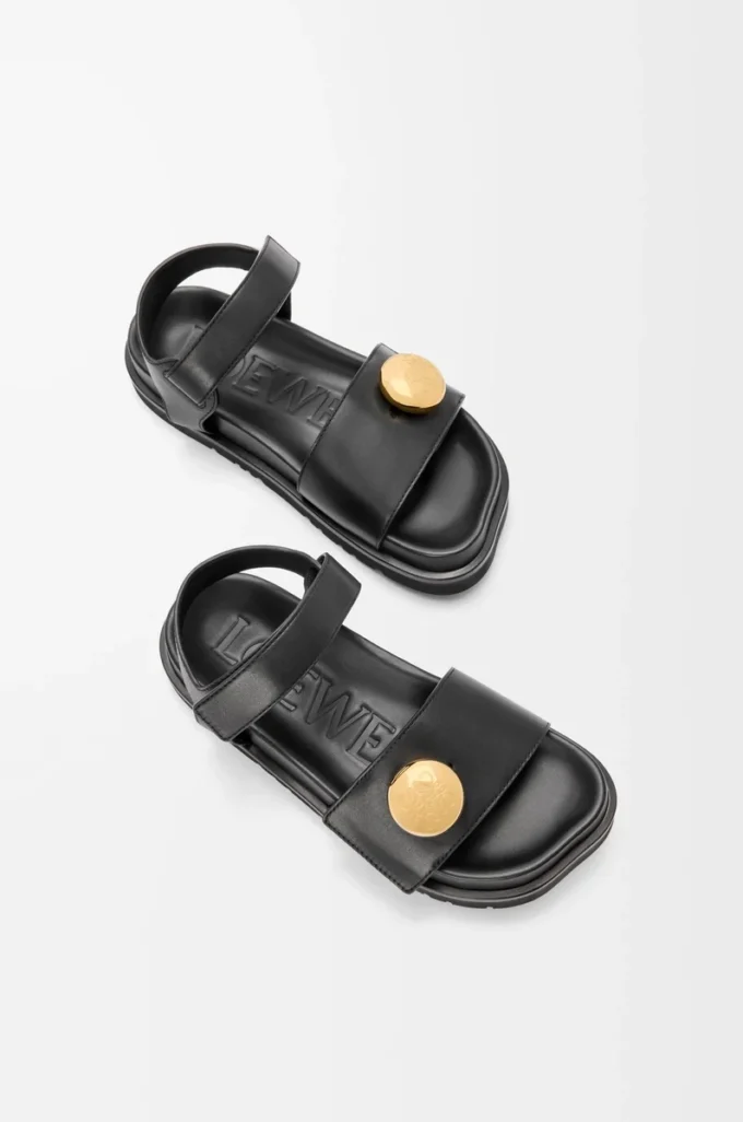 Pebble fussbett-sandaler i mjukt kalvskinn Svart Pebble fussbett-sandaler i mjukt kalvskinn Svart