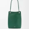 Pebble hobo i mjukt kornat kalvskinn Evergreen Pebble hobo i mjukt kornat kalvskinn Evergreen