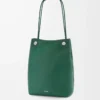 Pebble hobo i mjukt kornat kalvskinn Evergreen Pebble hobo i mjukt kornat kalvskinn Evergreen
