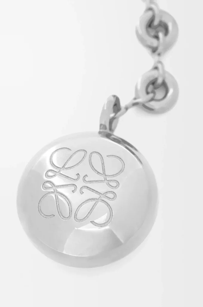 Pebble-nyckelring i silver