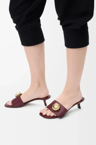 Pebble-sandaler i mjukt kalvskinn, burgundy