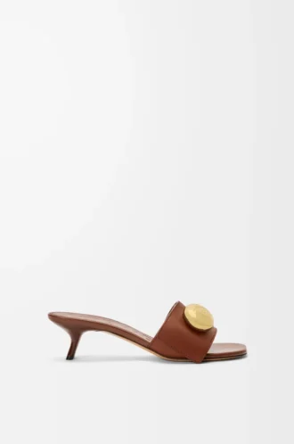Pebble-sandaler i mjukt kalvskinn Rust