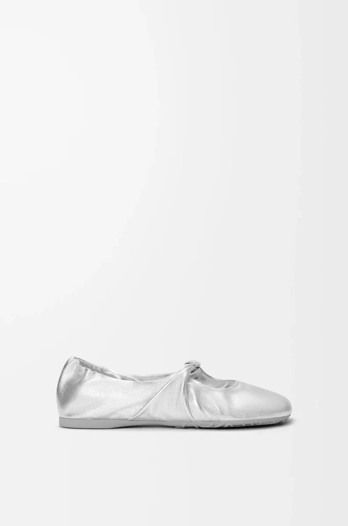 Pebble Soft ballerina i laminerat nappa-lammskinn Silver