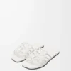 Petal Anagram-sandaler i mjukt kalvskinn Anthurium White Petal Anagram-sandaler i mjukt kalvskinn Anthurium White