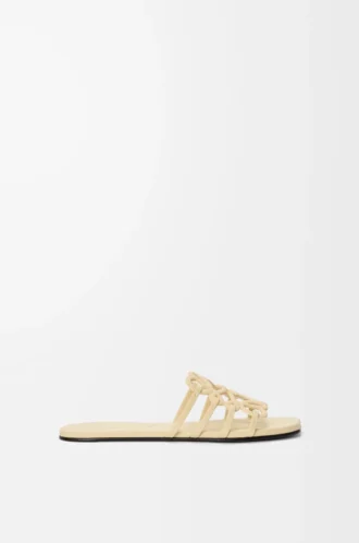 Petal Anagram-sandaler i strassprydd mocka Butter
