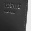 Öppen korthållare i texturerat klassiskt kalvskinn Black Öppen korthållare i texturerat klassiskt kalvskinn Black