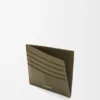Öppen korthållare i texturerat klassiskt kalvskinn Dark Khaki Öppen korthållare i texturerat klassiskt kalvskinn Dark Khaki