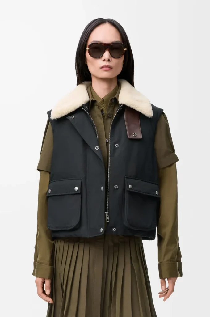Pufferväst i shearling och bomullsblandning Svart Pufferväst i shearling och bomullsblandning Svart