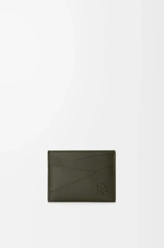 Puzzle kortfodral i klassiskt kalvskinn Dark Khaki