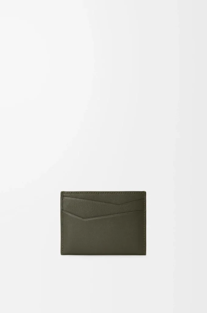Puzzle kortfodral i klassiskt kalvskinn Dark Khaki Puzzle kortfodral i klassiskt kalvskinn Dark Khaki