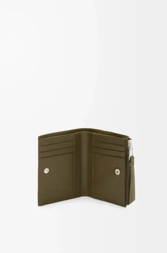 Puzzle smal kompakt plånbok i klassiskt kalvskinn Mörk khaki