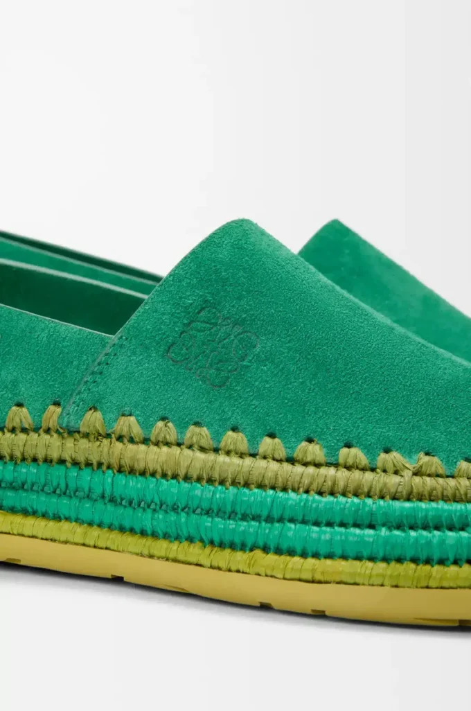 Rio tofflor i mocka och raffia Grön Rio tofflor i mocka och raffia Grön
