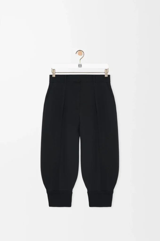 Shorts i stretchig viskosblandning Svart Shorts i stretchig viskosblandning Svart