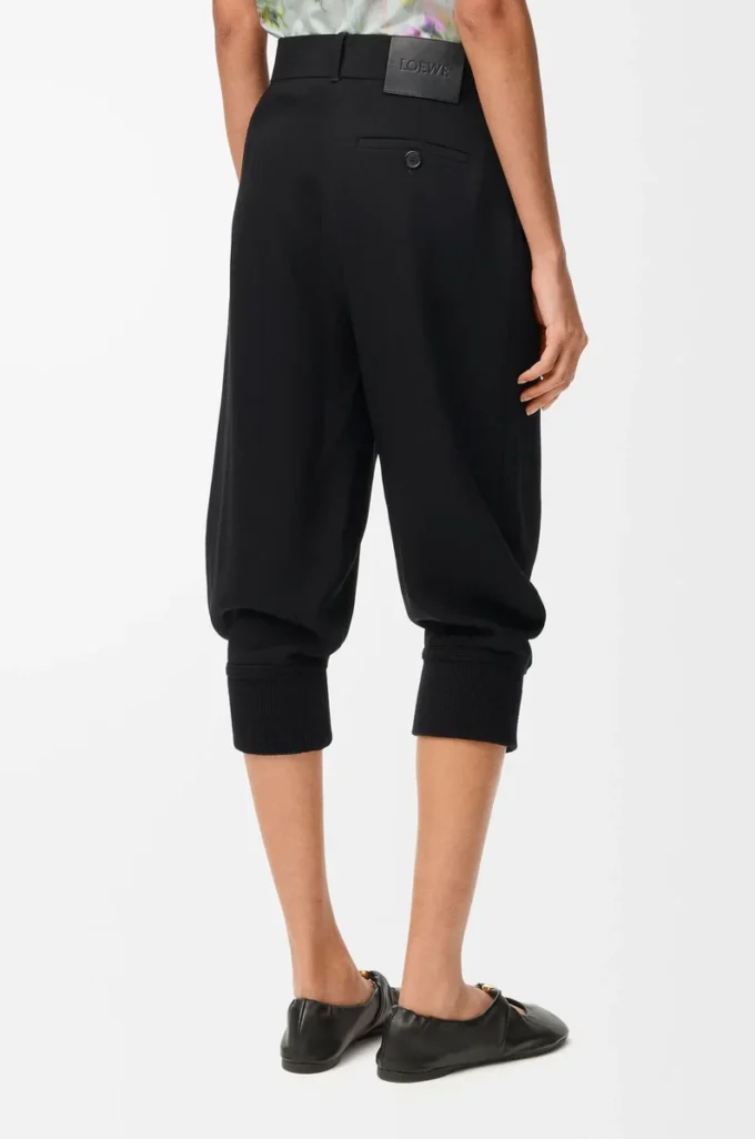Shorts i stretchig viskosblandning Svart Shorts i stretchig viskosblandning Svart