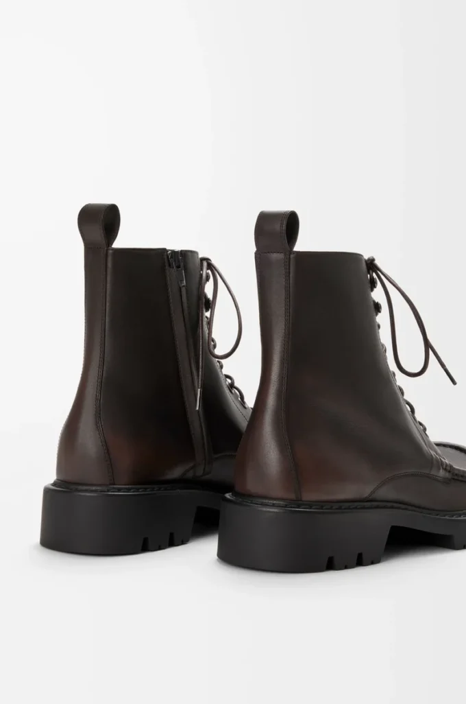 Sierra combat-ankelboots i borstat kalvskinn, mörkbruna Sierra combat-ankelboots i borstat kalvskinn, mörkbruna