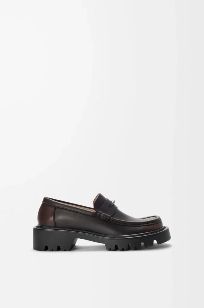 Sierra loafers i borstat kalvskinn, mörkbruna Sierra loafers i borstat kalvskinn, mörkbruna