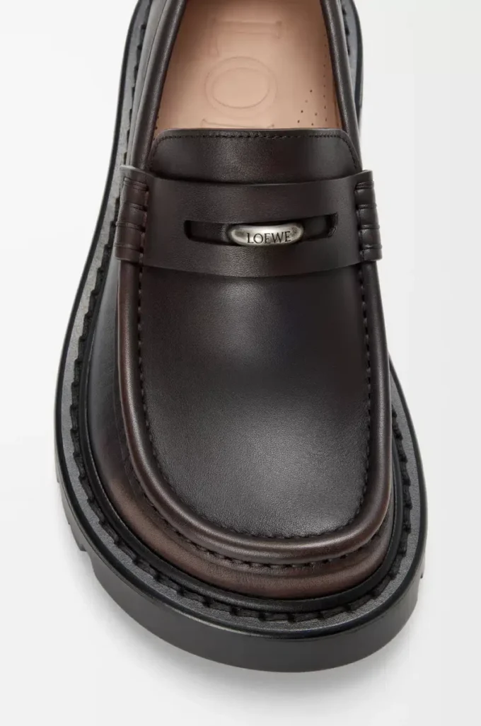 Sierra loafers i borstat kalvskinn, mörkbruna Sierra loafers i borstat kalvskinn, mörkbruna