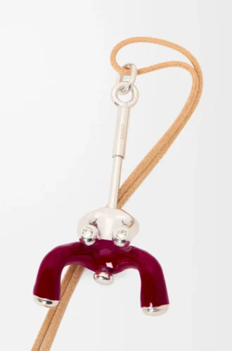 Sittande akrobat-hänge i sterlingsilver och kristaller Silver/Bourgogne