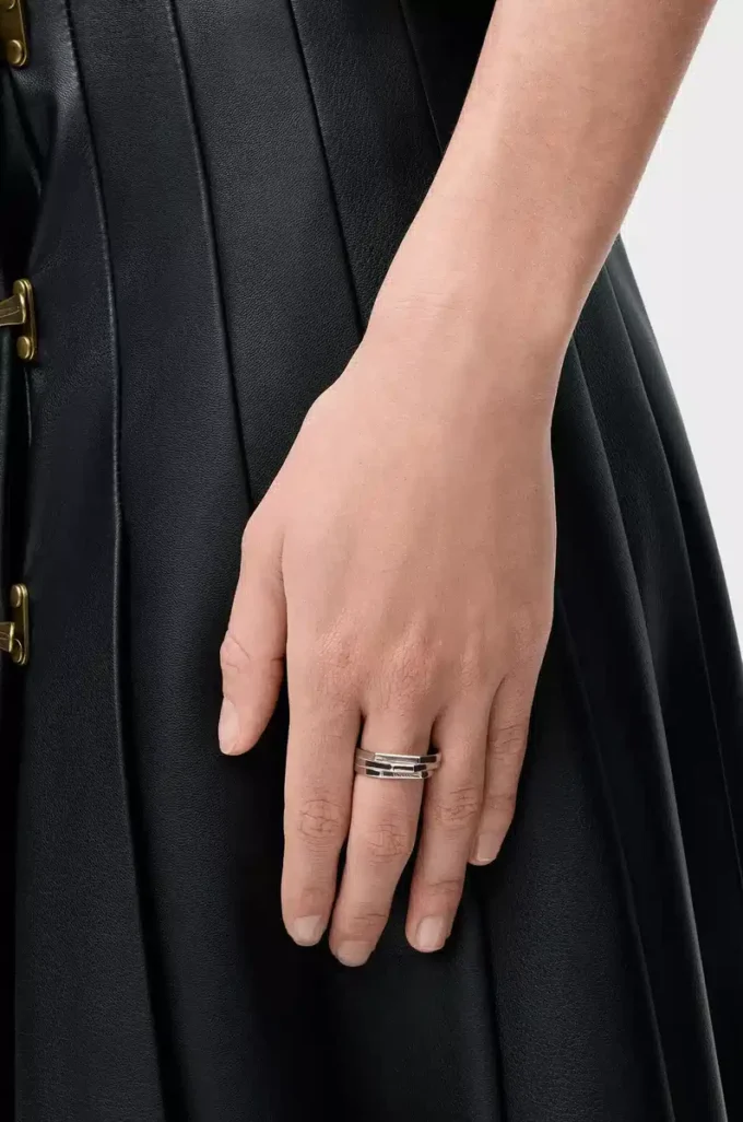 Staplad ring i sterlingsilver Silver Staplad ring i sterlingsilver Silver