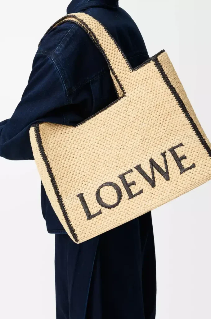 Stor LOEWE Font-väska i raffia Natur Stor LOEWE Font-väska i raffia Natur