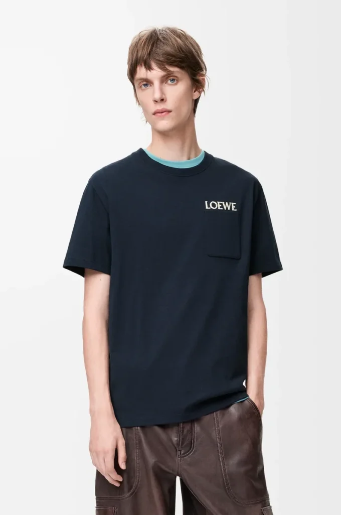 T-shirt i bomull med avslappnad passform, mörk marinblå T-shirt i bomull med avslappnad passform, mörk marinblå