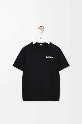 T-shirt i bomull med avslappnad passform Svart