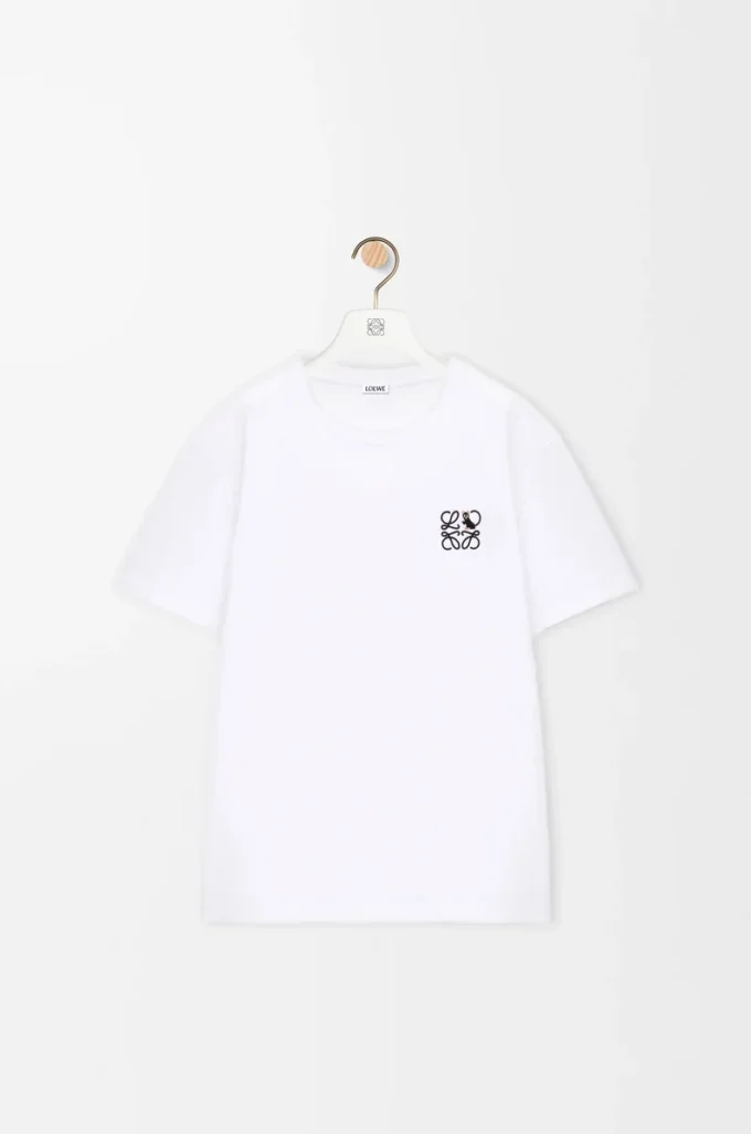 T-shirt i bomull med avslappnad passform Vit T-shirt i bomull med avslappnad passform Vit
