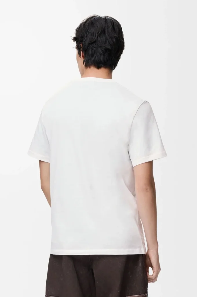 T-shirt i bomull med normal passform Vit T-shirt i bomull med normal passform Vit