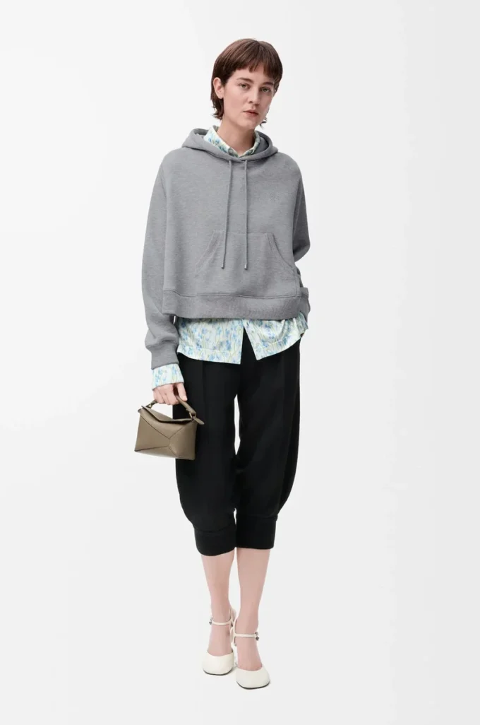 Trapesformad hoodie i bomullsblandning Grå melange Trapesformad hoodie i bomullsblandning Grå melange