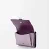Trefaldig plånbok i mjukt kornat kalvskinn Dirty Mauve/Squirrel Trefaldig plånbok i mjukt kornat kalvskinn Dirty Mauve/Squirrel