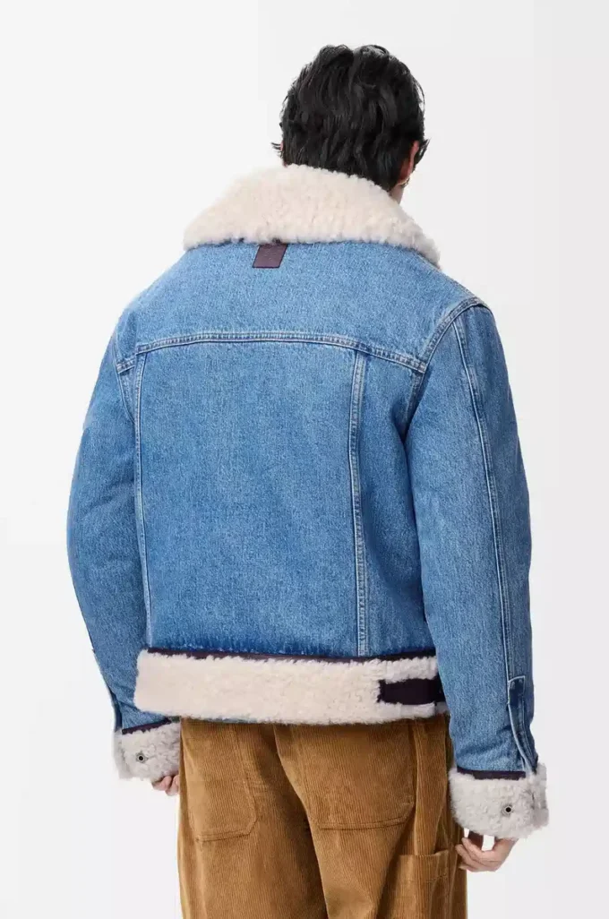 Truckerjacka i denim och shearling, denimblå Truckerjacka i denim och shearling, denimblå