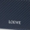 Tvåfaldig myntplånbok i texturerat klassiskt kalvskinn, Deep Navy Tvåfaldig myntplånbok i texturerat klassiskt kalvskinn, Deep Navy