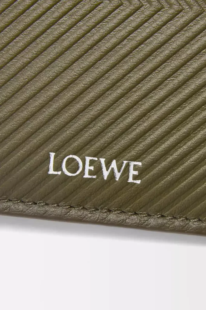 Tvåfaldig plånbok i texturerat klassiskt kalvskinn Dark Khaki