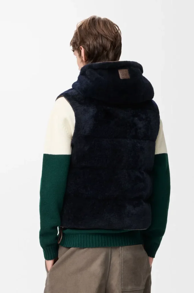 Vadderad väst i shearling Brun/Marinblå