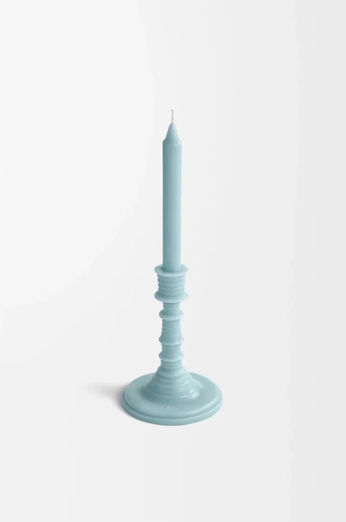 Vaxljusstake med cypressbollar Baby Blue Vaxljusstake med cypressbollar Baby Blue
