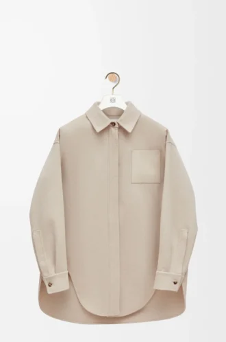 Över skjorta i ull och kashmir Ljusbeige melange