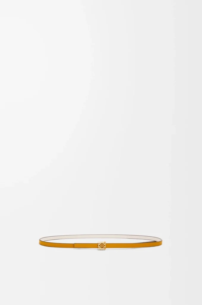 Vändbart Anagram-kubbelte i slätt kalvskinn Mjukt vitt/solrosgult/guld Vändbart Anagram-kubbelte i slätt kalvskinn Mjukt vitt/solrosgult/guld