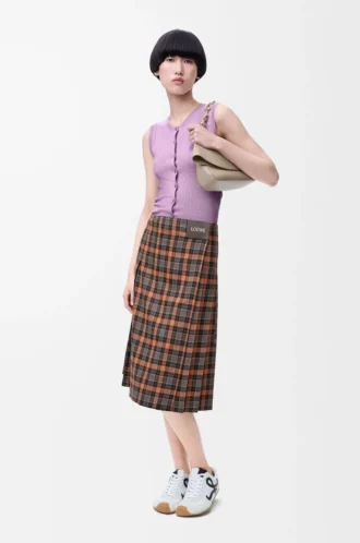 Väst i kashmir och silke Lilac
