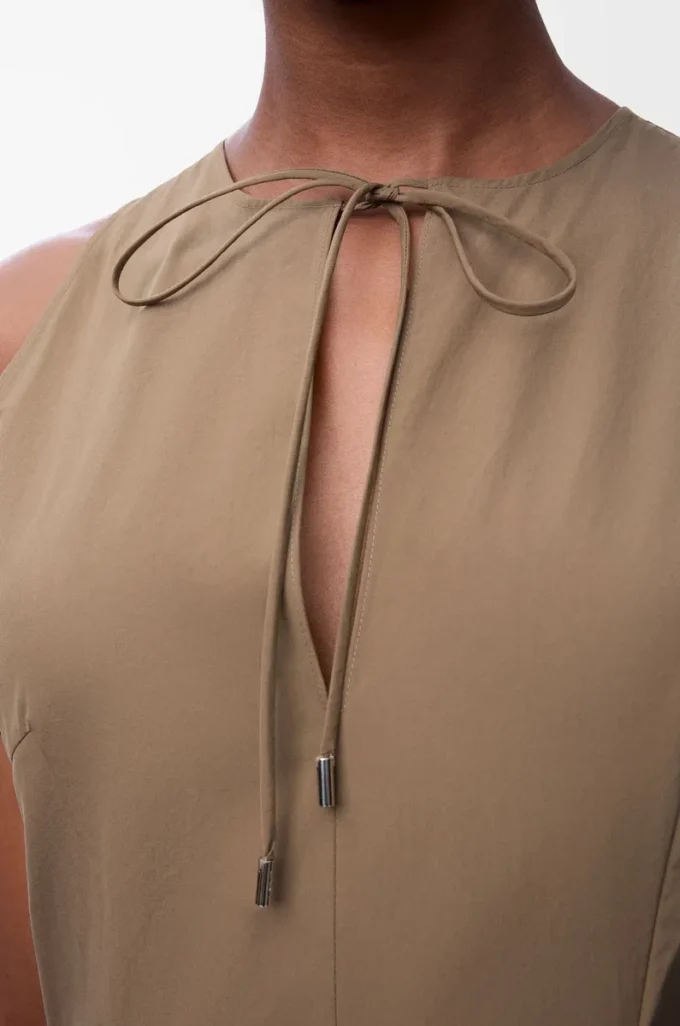 Wrapklänning i bomull Beige Wrapklänning i bomull Beige