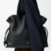 XL Flamenco-clutch i nappa kalvskinn Svart XL Flamenco-clutch i nappa kalvskinn Svart